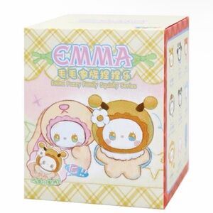 Emma Fuzzy Family Squishy Series Box-FURRY LION